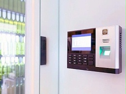 安裝、功能、維護(hù)，門禁識(shí)別方式對(duì)比