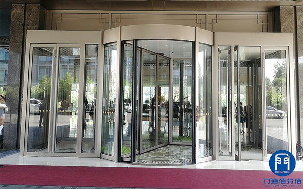 酒店旋轉門門區以舊換新改造服務案例