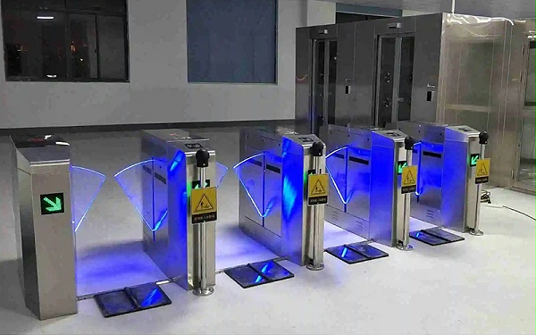 閘機的安裝與調試（翼閘篇）
