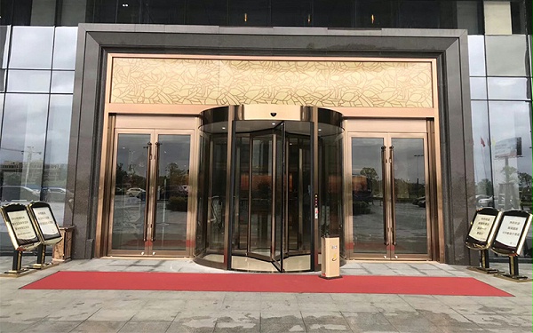 自動三翼旋轉門故障排查與維修技巧分享