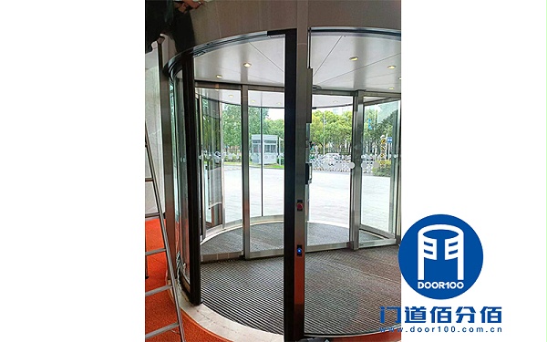 上海旋轉門維保案例丨寶盾兩翼/三翼門保養實錄