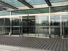 自動感應門維修操作注意規范