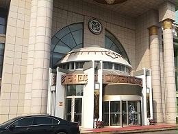 凱必盛旋轉(zhuǎn)門維修之北京某酒店旋轉(zhuǎn)門安全橡膠維修服務案例