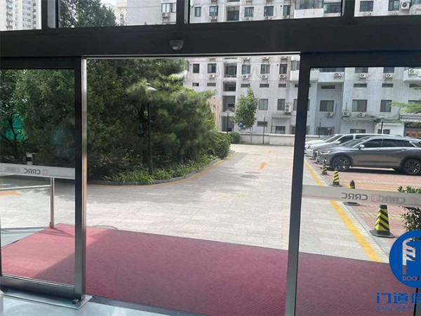 巡視檢查，保障使用：松下自動玻璃門巡查項目