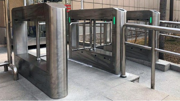 冬季戶外閘機維護保養方法