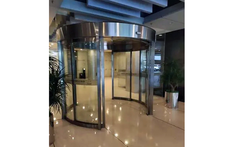 自動弧形門維修保養指南：讓它持久運行