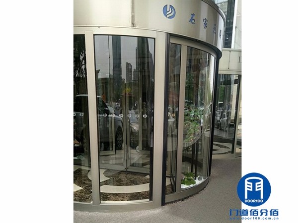 石家莊某大廈KBB自動兩翼旋轉門維修服務案例